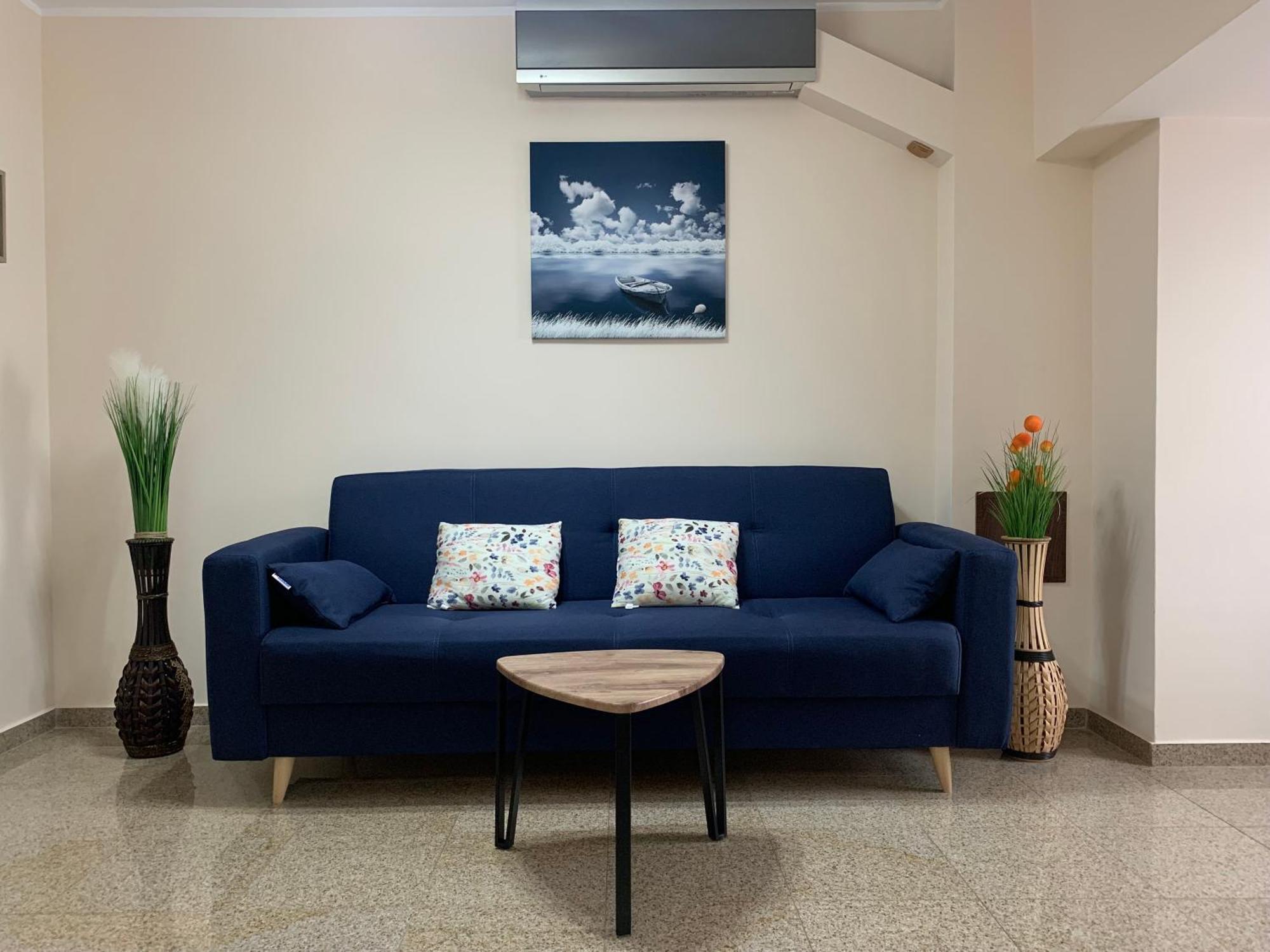 Minerva Ultracentral Apartment ไกรโอวา ภายนอก รูปภาพ